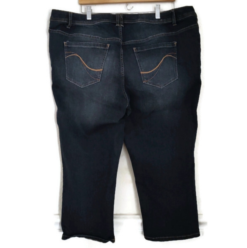 Lane Bryant Denim Capris Genuine Fit Plus Size 20 - Picture 2 of 3